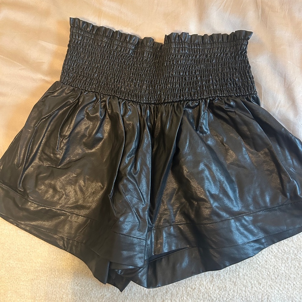 Faux leather black shorts